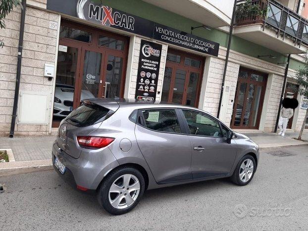 RENAULT Clio 1.2 75CV BENZINA NAVI UNIPRO