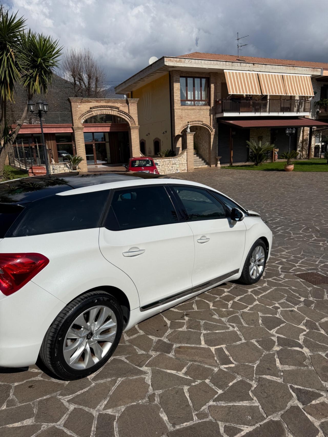 Ds DS5 5 1.6 e-HDi 110 full full optional