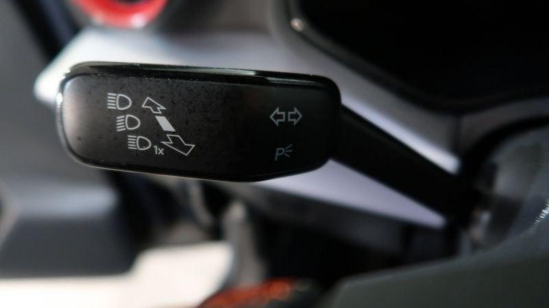 SEAT Arona 1.0 Eco TSI 70kW FR #CARPLAY#SENSORI PARK#