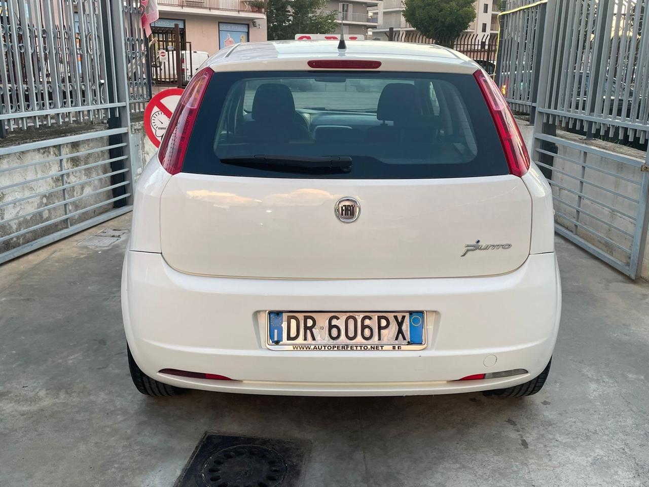 Fiat Grande Punto 1.4 5 porte Dynamic GPL