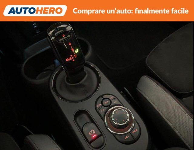 MINI John Cooper Works 2.0 John Cooper Works Essential