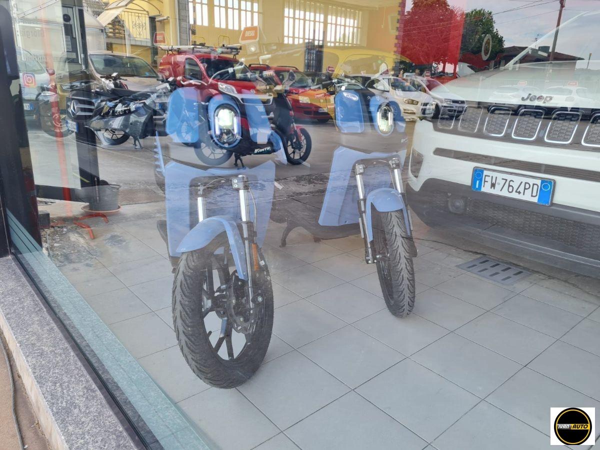 Fantic Motor Issimo City L1 Elettrico-Made in Italy