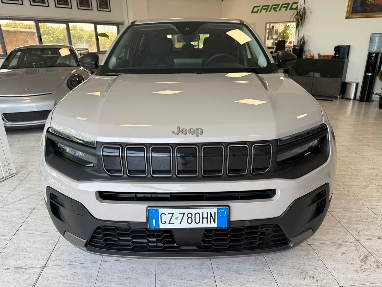 Jeep Avenger 100 CV MHEV Longitude