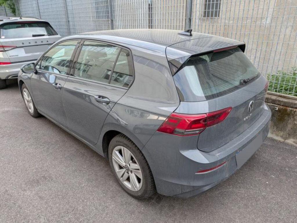 Volkswagen Golf 1.5 tgi Life 130cv dsg
