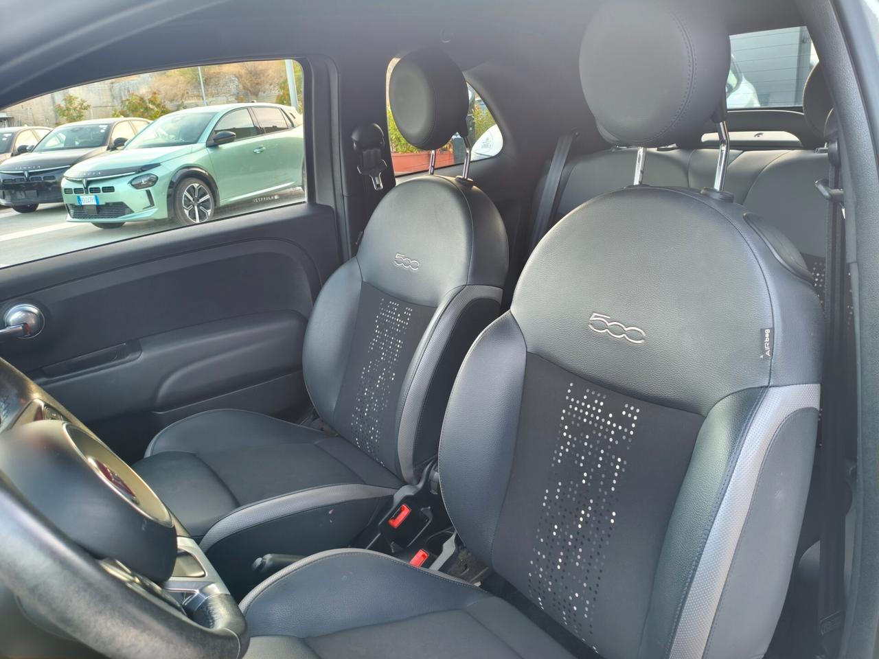 Fiat 500 C 1.0 Hybrid Connect