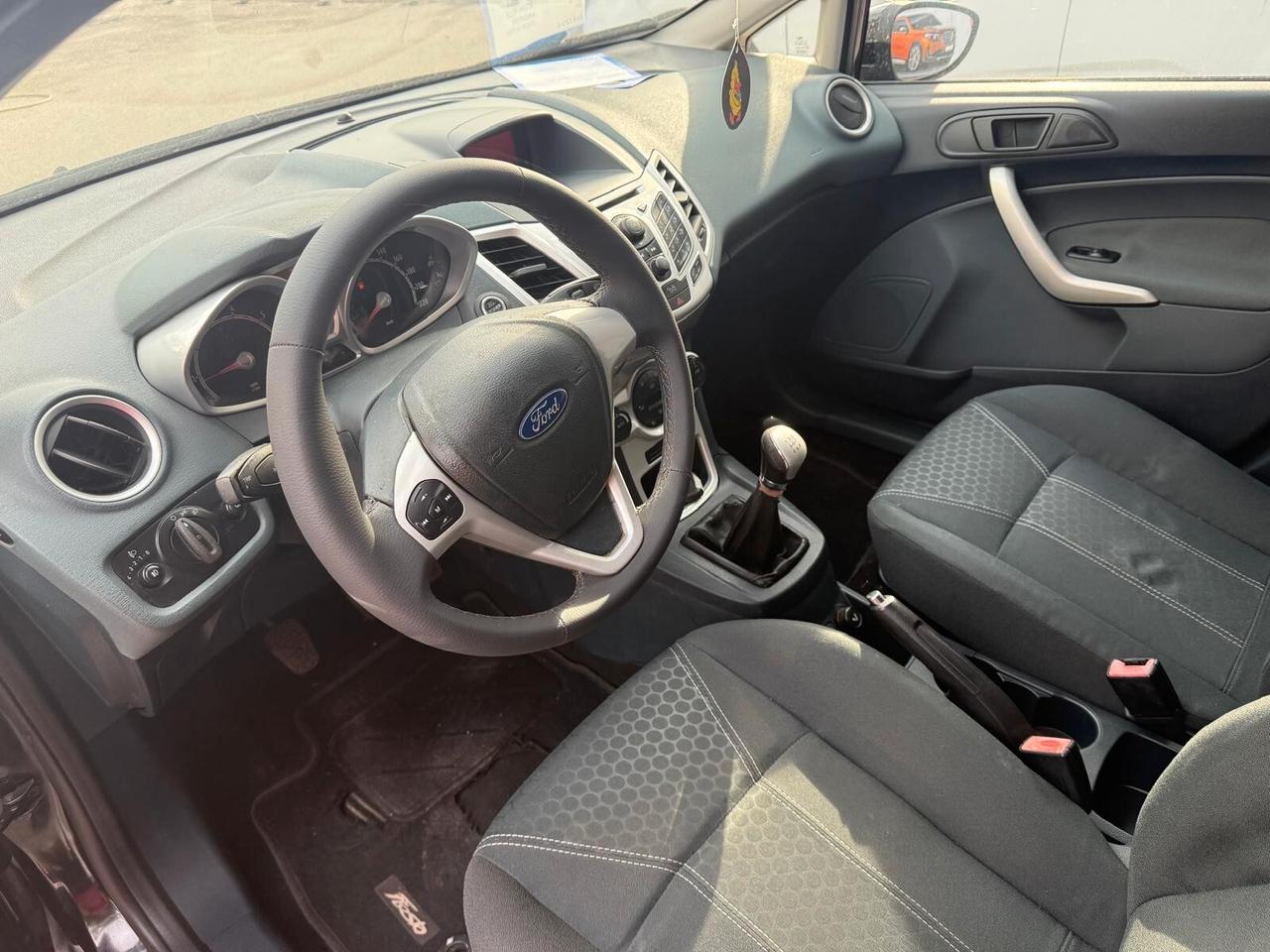 Ford Fiesta 1.2 82 CV 5 porte Titanium