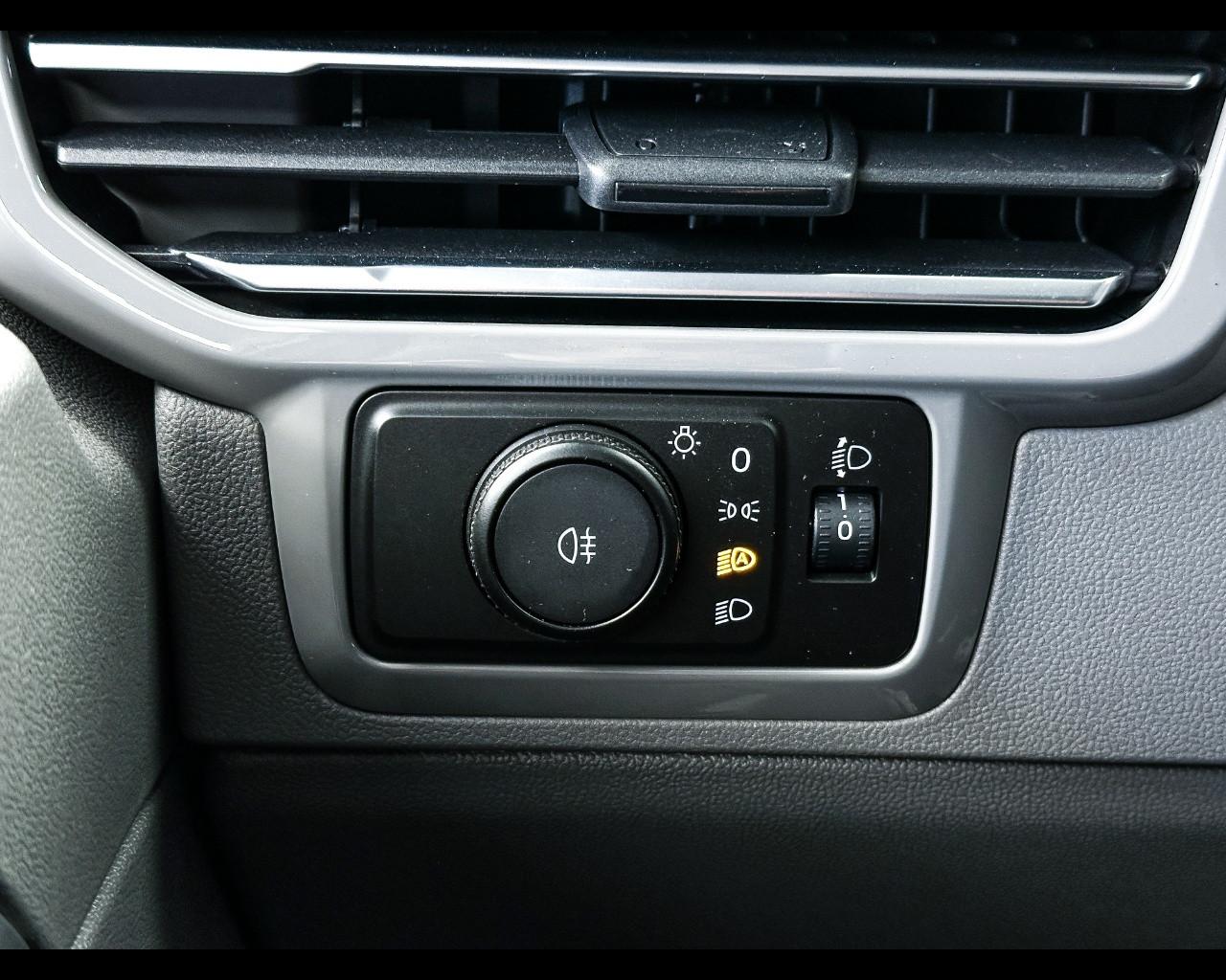 VOLKSWAGEN Caravelle 7ª '25-> - Caravelle 2.0 TDI 150CV PC Life