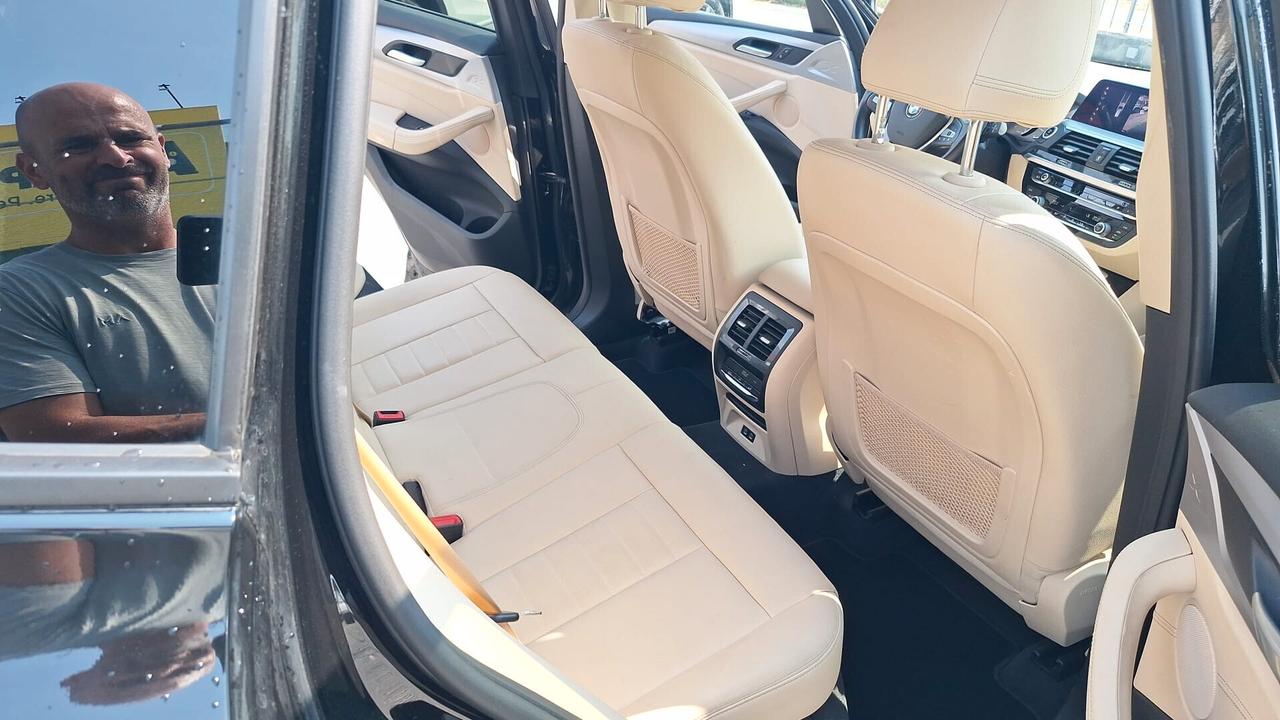 Bmw X3 xDrive20d 48V Business Advantage