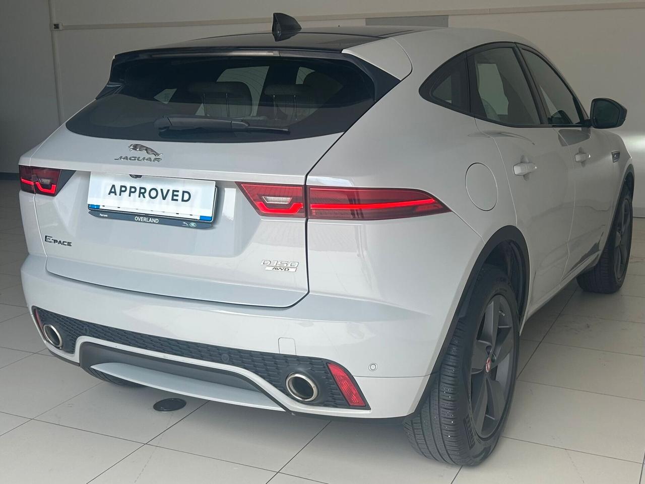 Jaguar E-Pace 2.0D 150 CV AWD aut. R-Dynamic SE