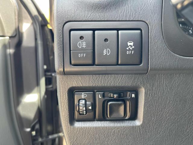 SUZUKI Jimny 1.3 4WD Evolution E6