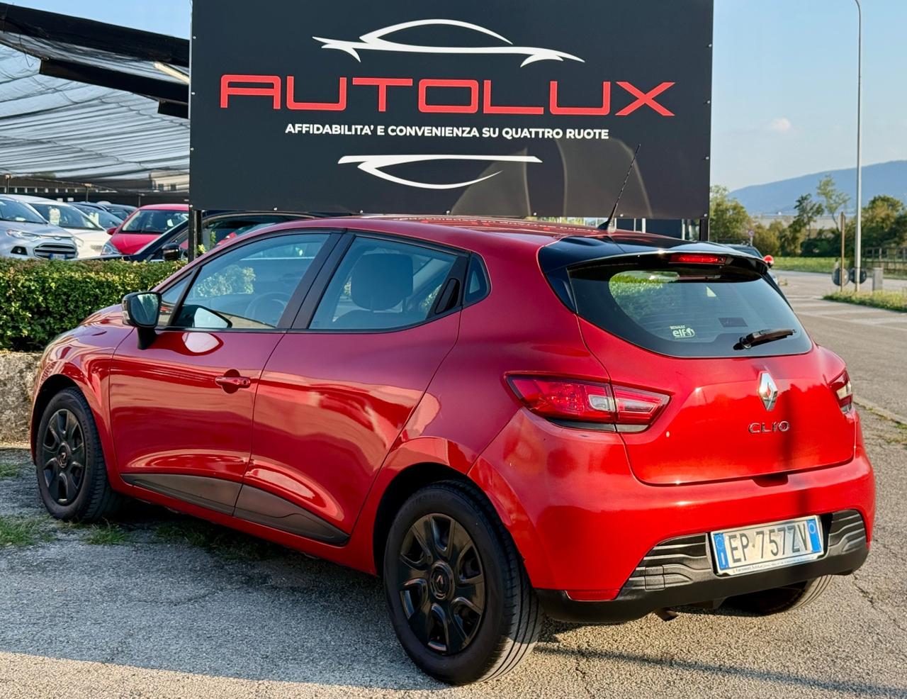 Renault Clio 1.2 16V 5 porte Live! 141.000Km NEOPATENTATI