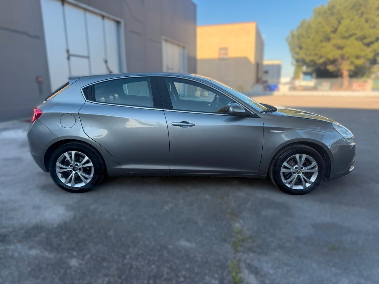 ALFA ROMEO GIULIETTA 1.4 GPL 2011 12 MESI DI GARANZIA