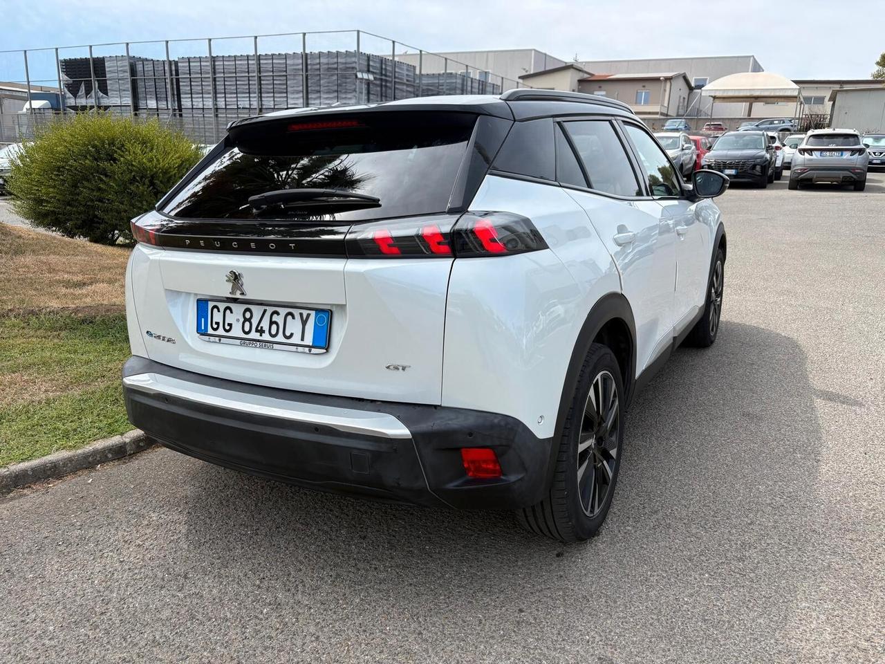 Peugeot 2008 motore elettrico 136 CV GT Pack