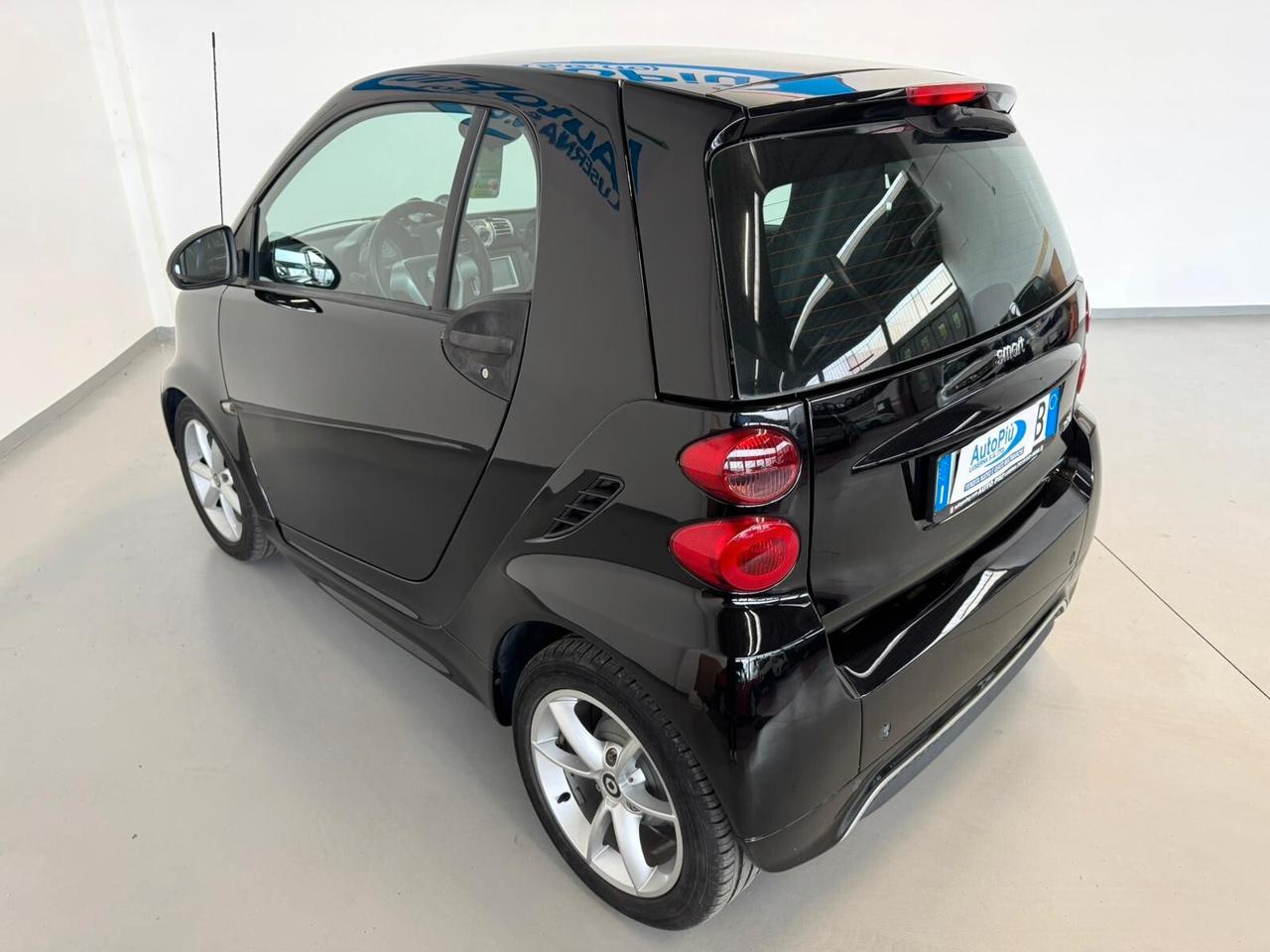 Smart ForTwo 1000 52 kW MHD coupé passion