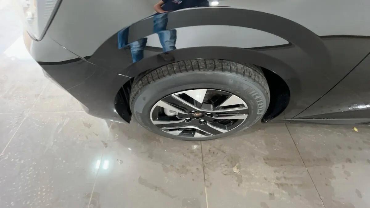 Peugeot 208 PureTech 100 Stop&Start 5 porte Allure