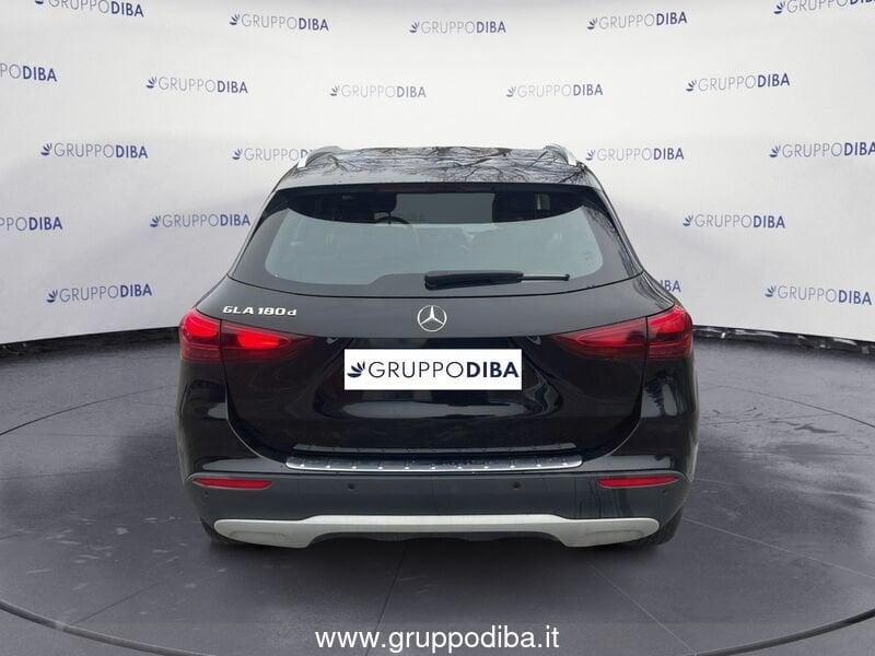 Mercedes-Benz GLA GLA-H247 2023 180 d Advanced auto