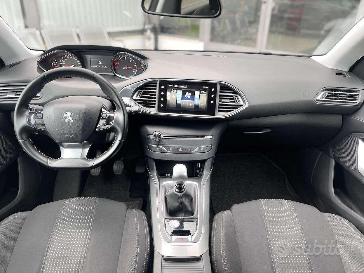 Peugeot 308 1.6 Diesel 120CV E6 Neo - 2017