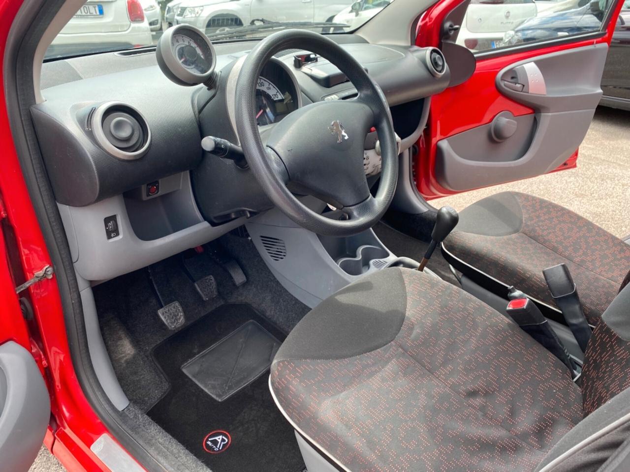 Peugeot 107 1.0 68CV 5p. Sweet Years