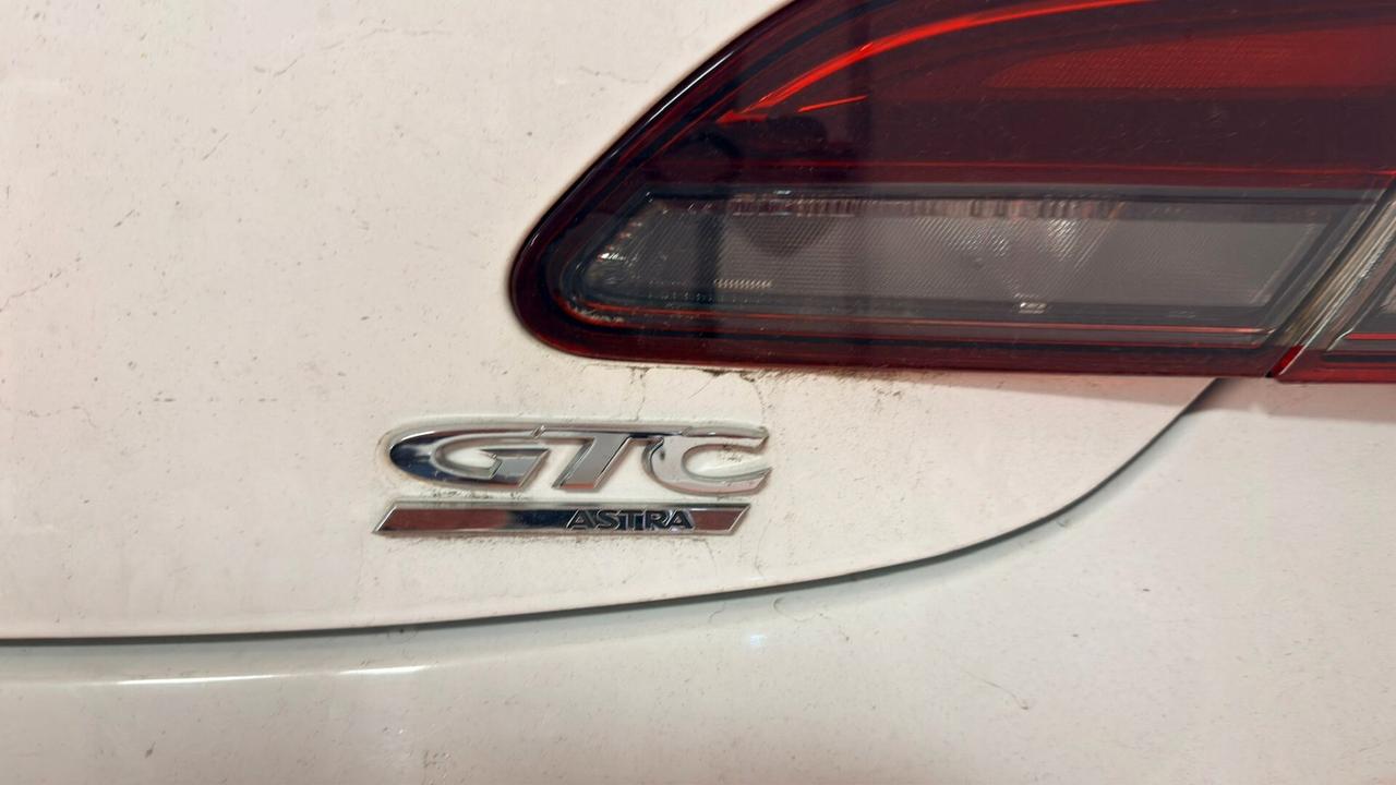 Opel Astra GTC 1.4 Turbo 120CV S&S 3 porte Cosmo