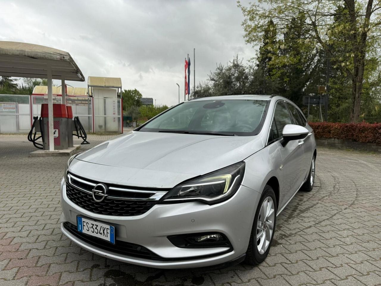 Opel Astra 1.6 CDTi 136CV automatica km certificat