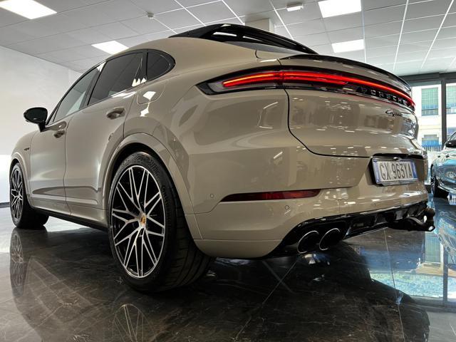 PORSCHE Cayenne 3.0 V6 E-Hybrid / TETTO PANORAMICO / GANCIO / 360°