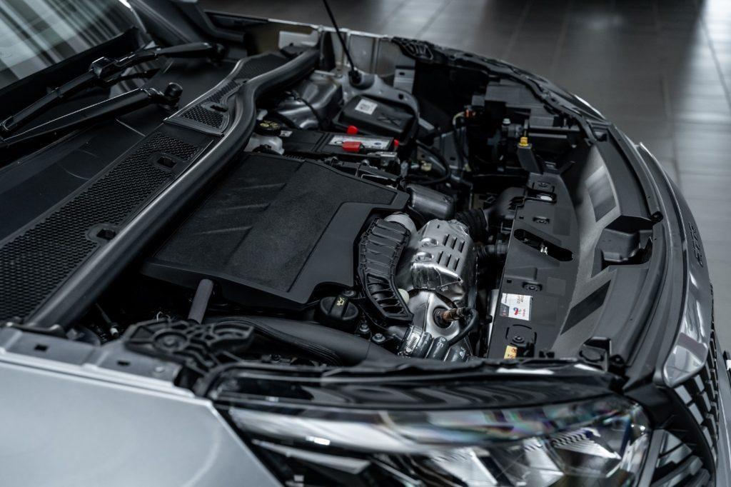 PEUGEOT 2008 PureTech 100 S&S Allure