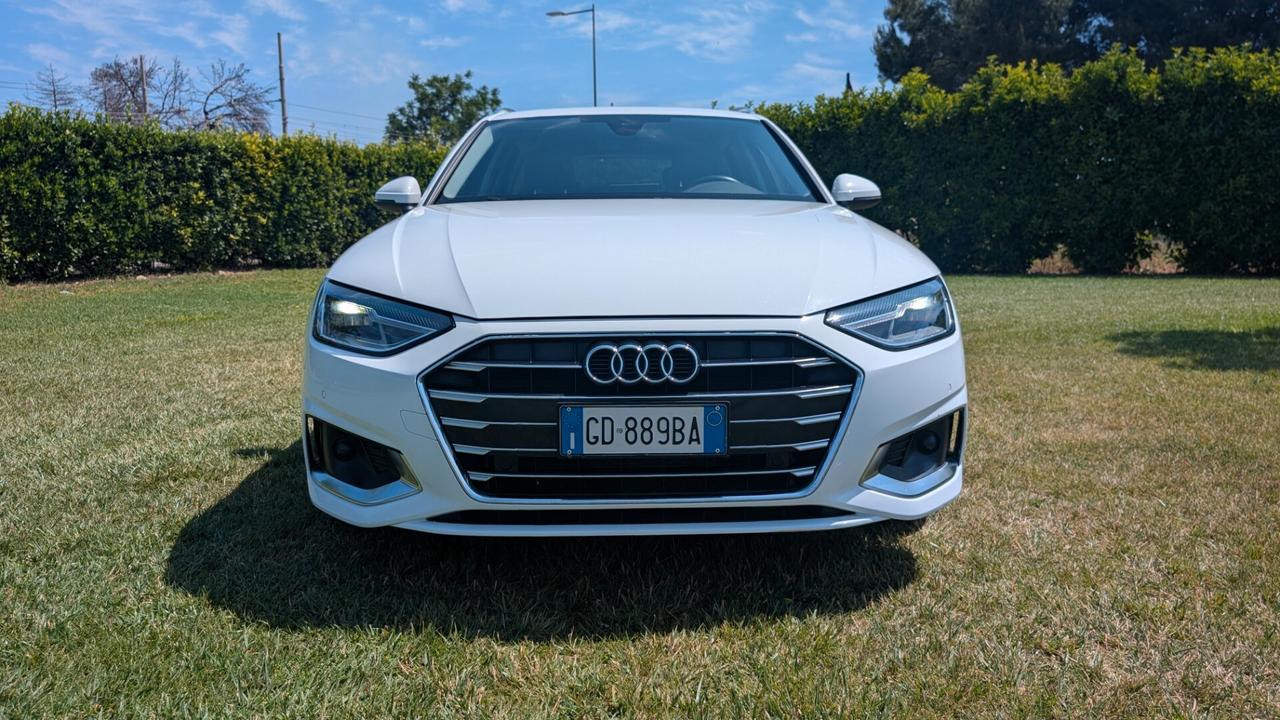 Audi A4 Avant 35 TDI/163 CV S tronic VIRTUAL COCKPIT