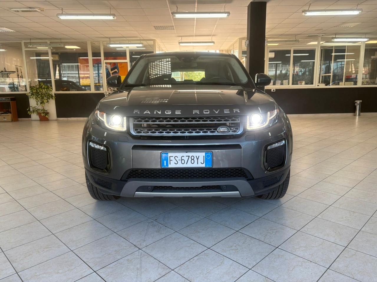 Land Rover Range Evoque 2.0 eD4 5p. SE Dynamic