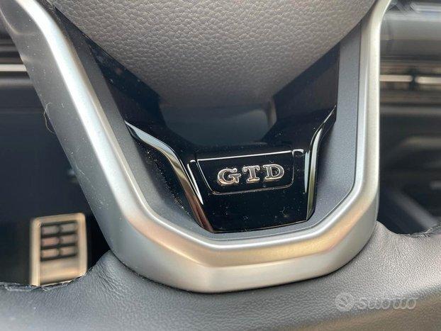 Volkswagen Golf 8 GTD dsg 2022