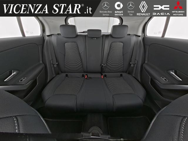 MERCEDES-BENZ A 180 d PROGRESSIVE ADVANCED