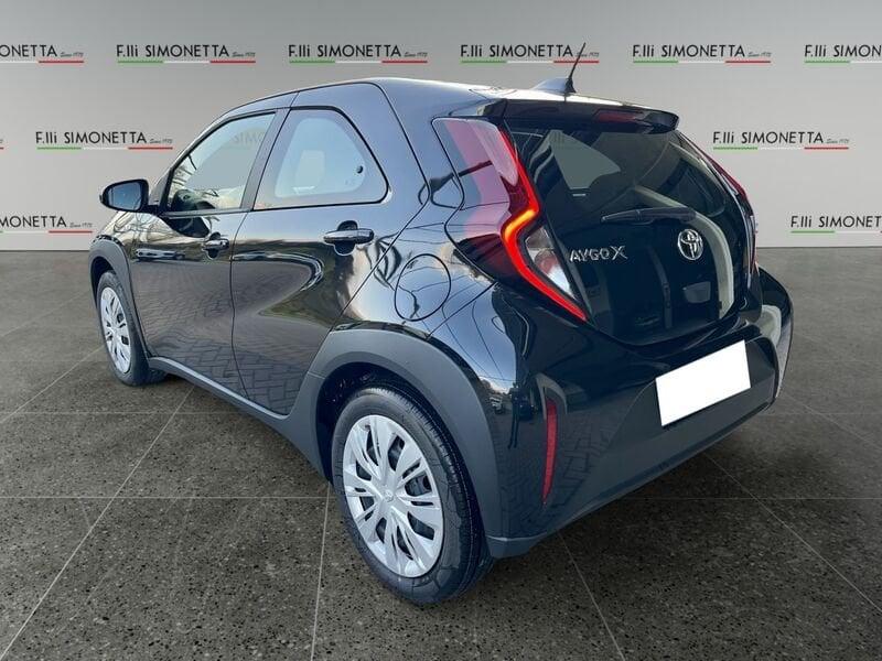 Toyota Aygo X 1.0 Active 72cv - KM0