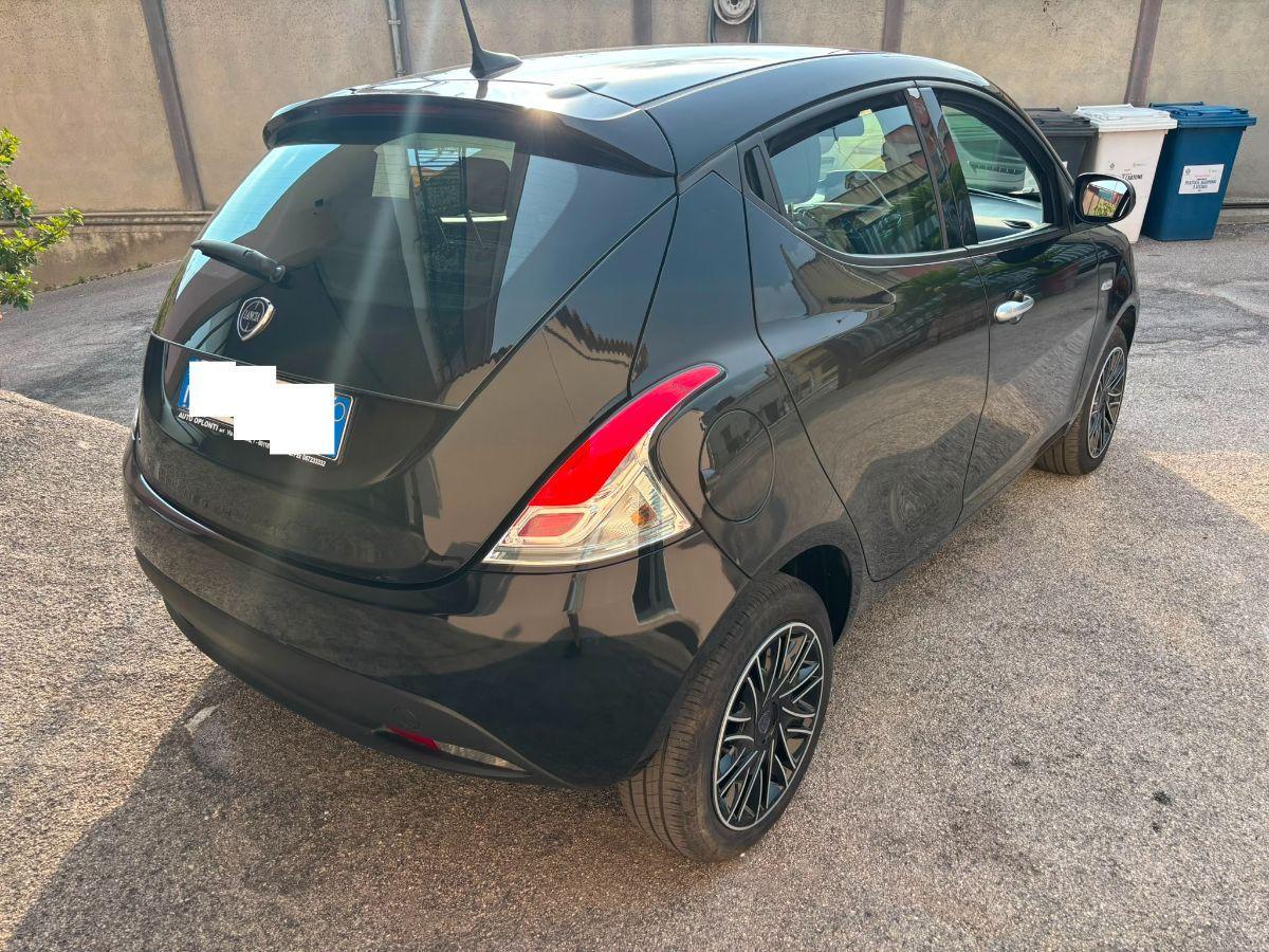 LANCIA Ypsilon 1.0 FireFly 5p.S&S Hybrid Oro