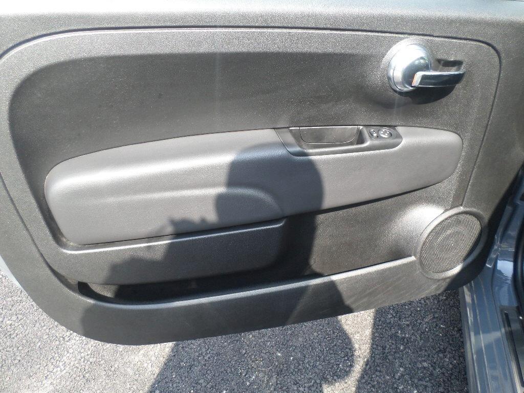 Fiat 500 1.0 Hybrid Red