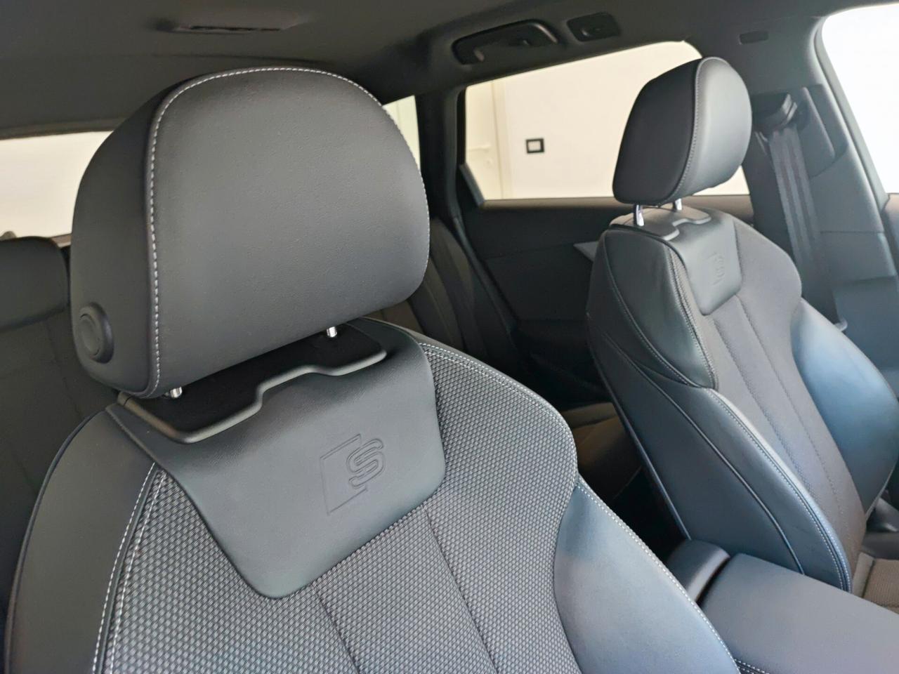 Audi A4 Avant 40 TDI quattro S tronic line edition