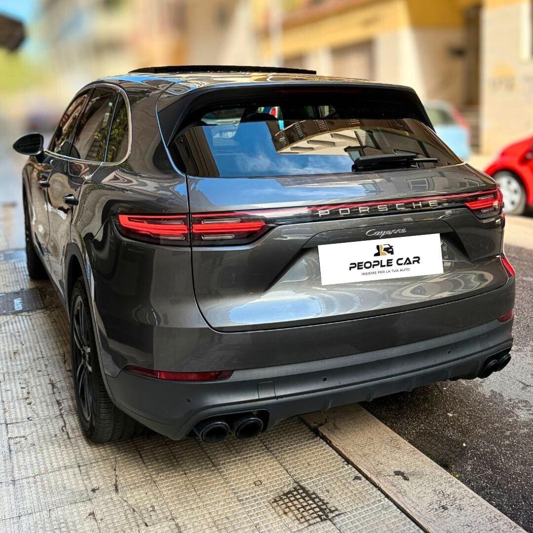 Porsche Cayenne 3.0 V6