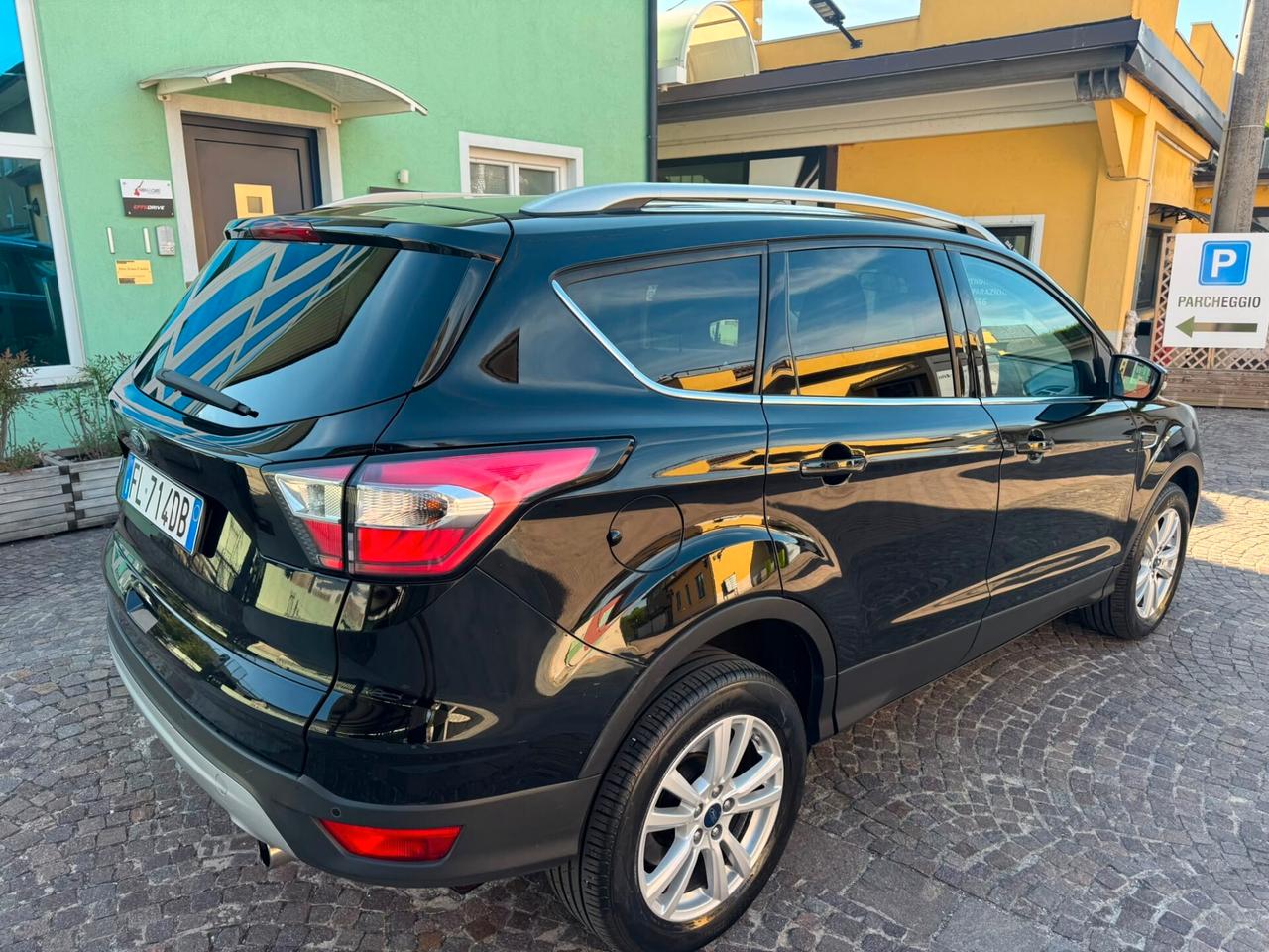 Ford Kuga 1.5 TDCI 120 CV S&S 2WD Titanium