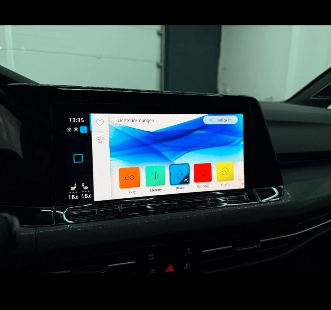 Volkswagen Golf 8 GTI 2.0 TSI DSG