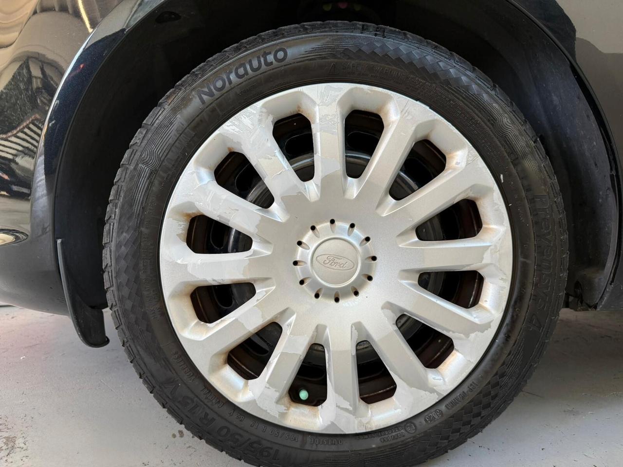 Ford Fiesta 1.5 TDCi 75CV 5 porte