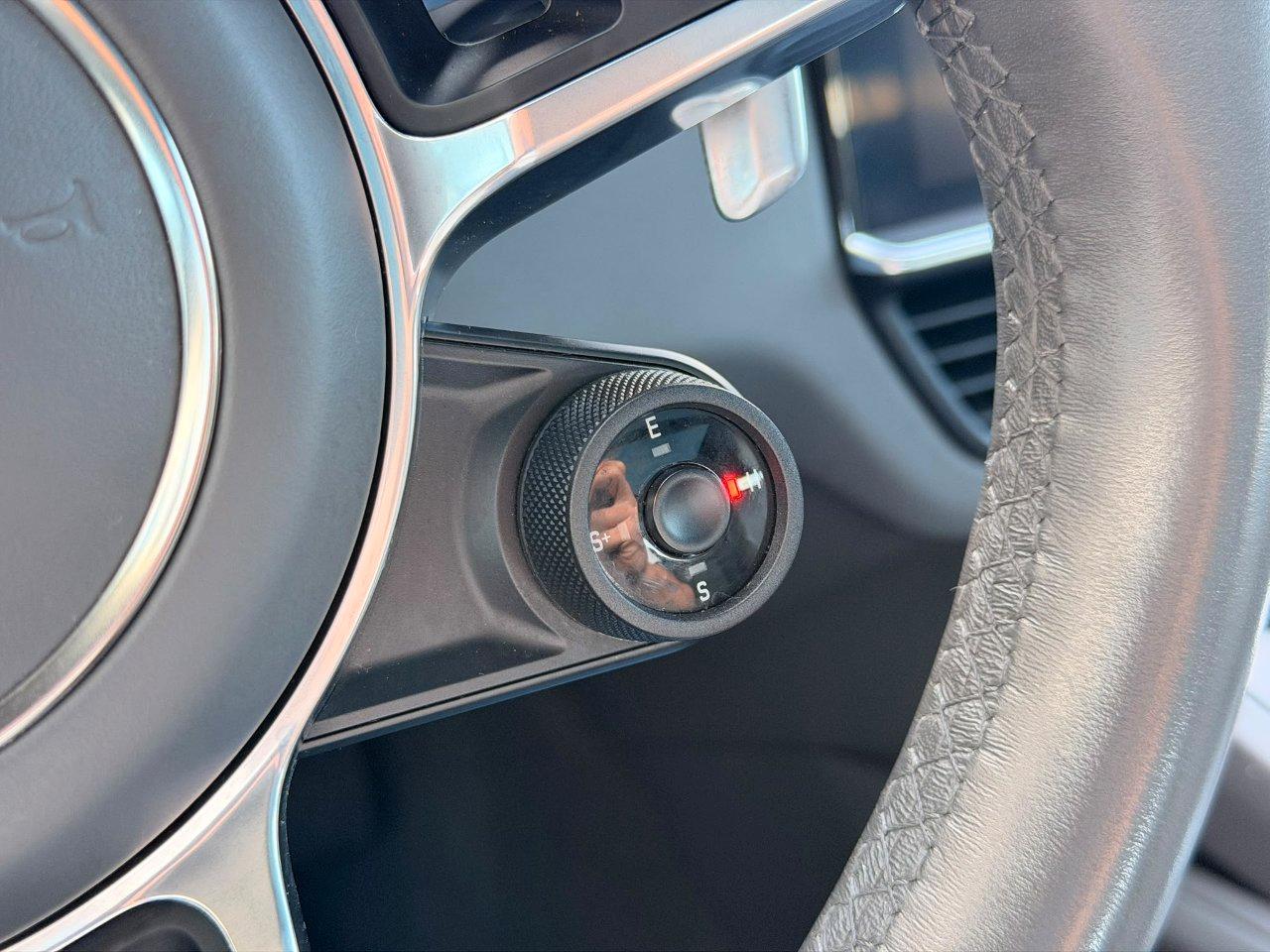 Porsche Cayenne 3.0 e-hybrid tiptronic