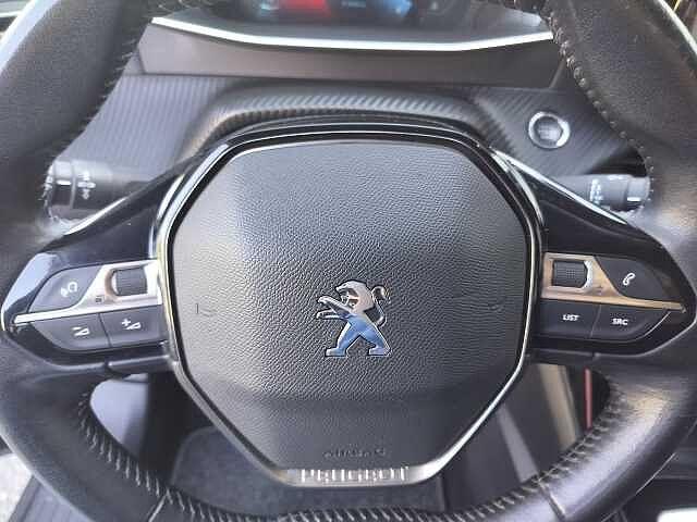 Peugeot 2008 PureTech 100 S&S Allure Pack