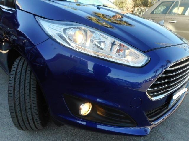 FORD Fiesta 1.4. Bz.- GPL Titanium NAVI SENSORI LED CROMO