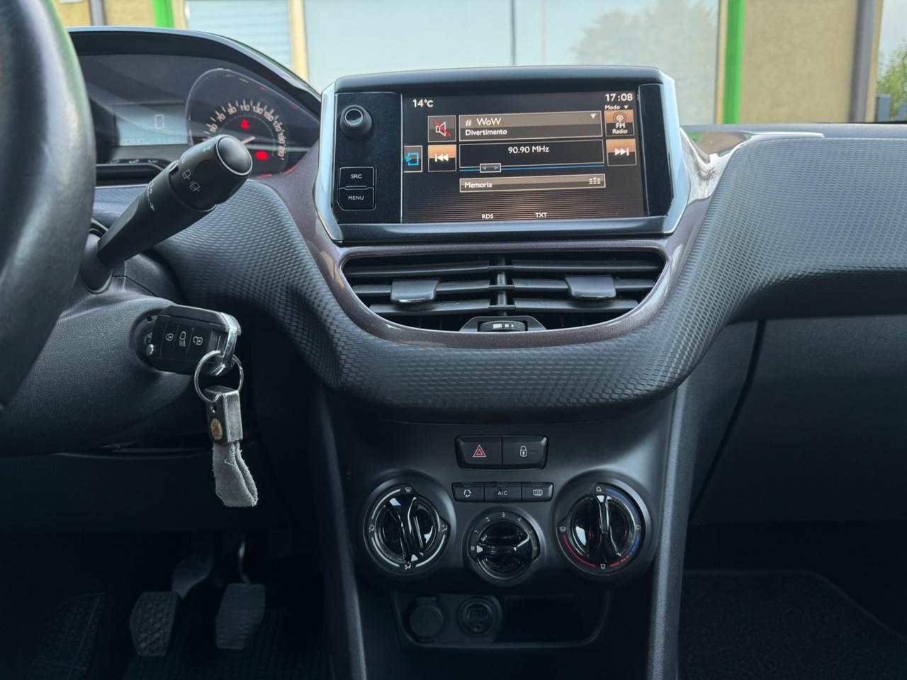 Peugeot 2008 PureTech 82 Allure