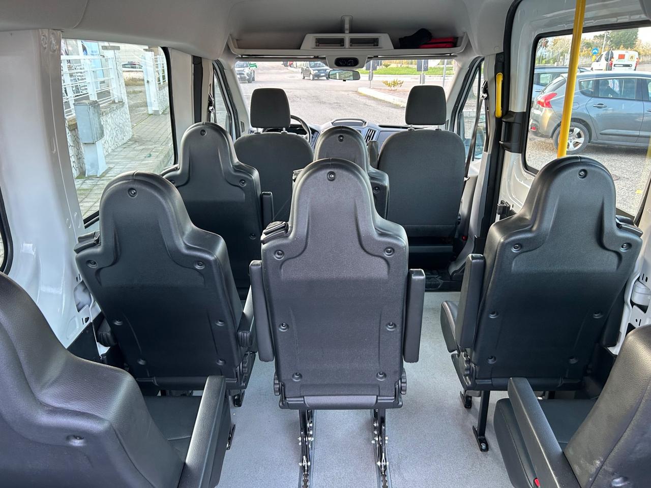 Ford Transit 350 2.0TDCi EcoBlue 130CV 9 posti+pedana disabili