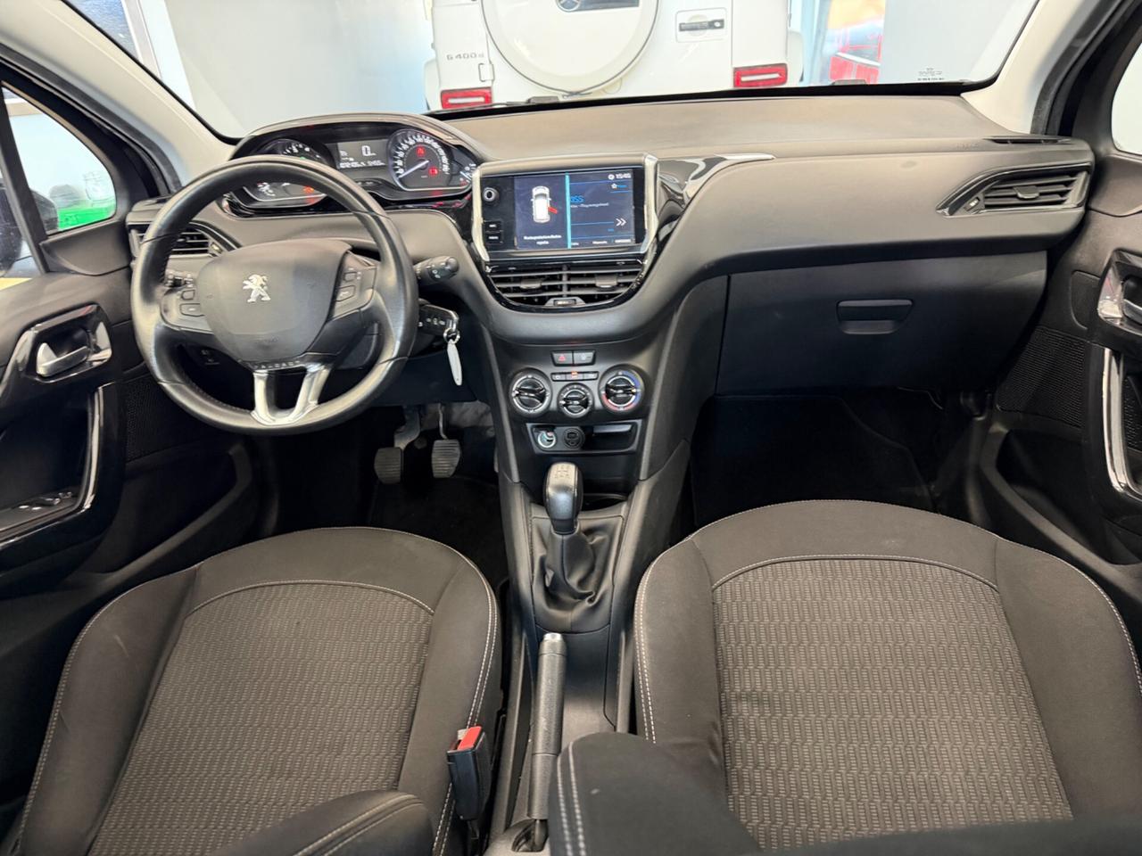 Peugeot 208 PureTech 82 5 porte Allure