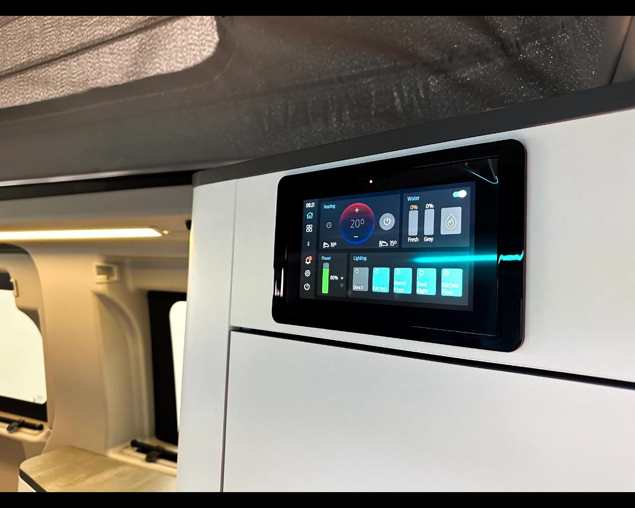 FORD Transit Nugget 320 2.0 Ecoblue 170cv aut. PC