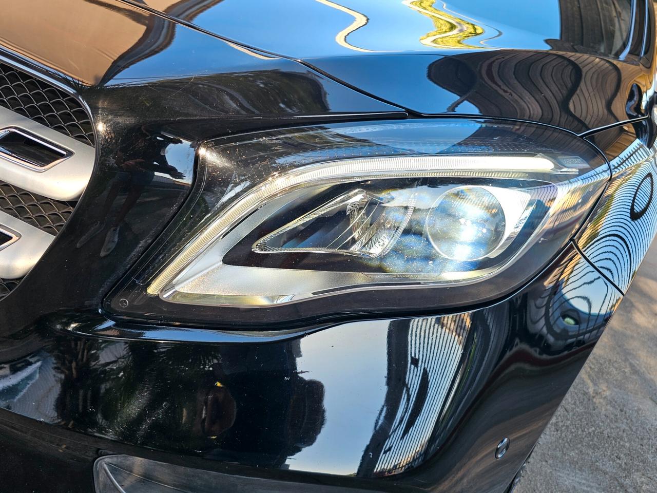 Mercedes-benz GLA 200 d Automatic 4Matic Premium AMG