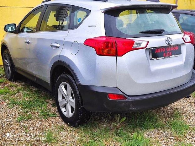 Toyota RAV 4 RAV4 2.0 D-4D 2WD Active