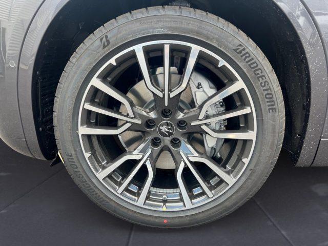 MASERATI Grecale MY25 MHEV 300 CV AWD