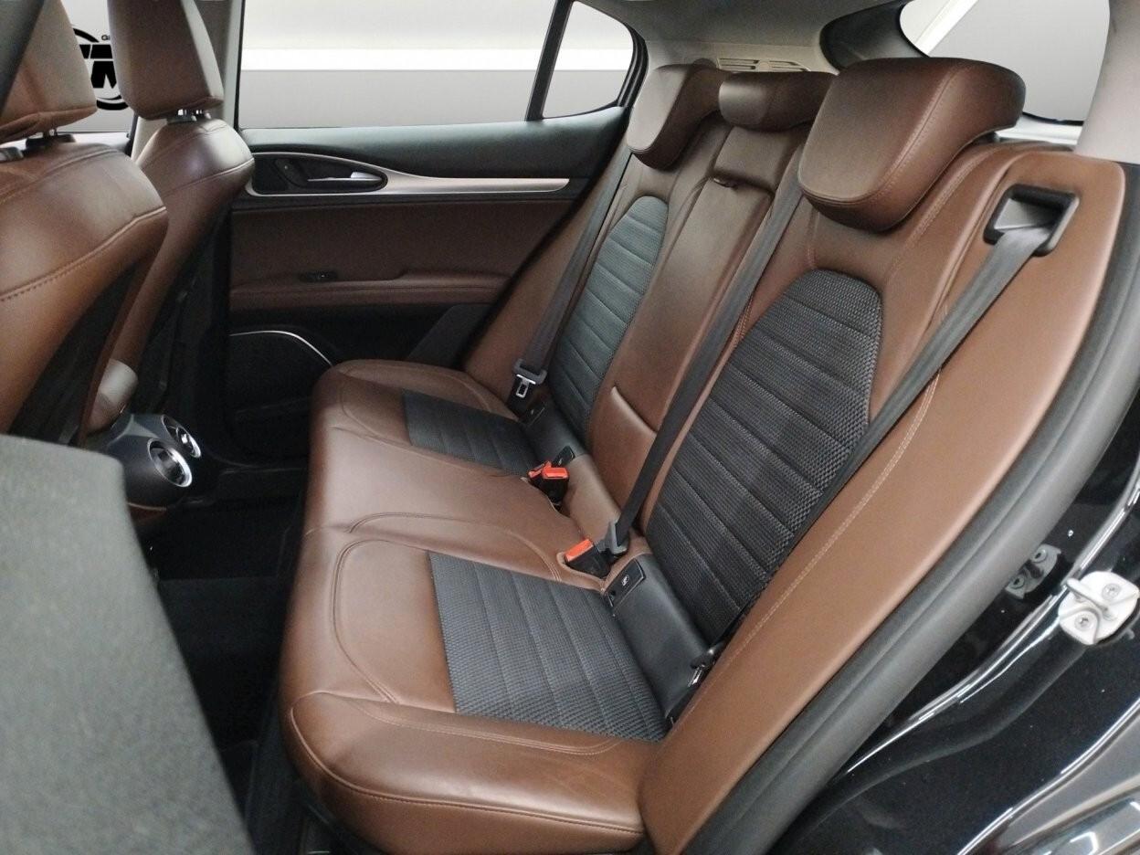 Alfa Romeo Stelvio 2.2 Turbodiesel 210 CV AT8 Q4 Super