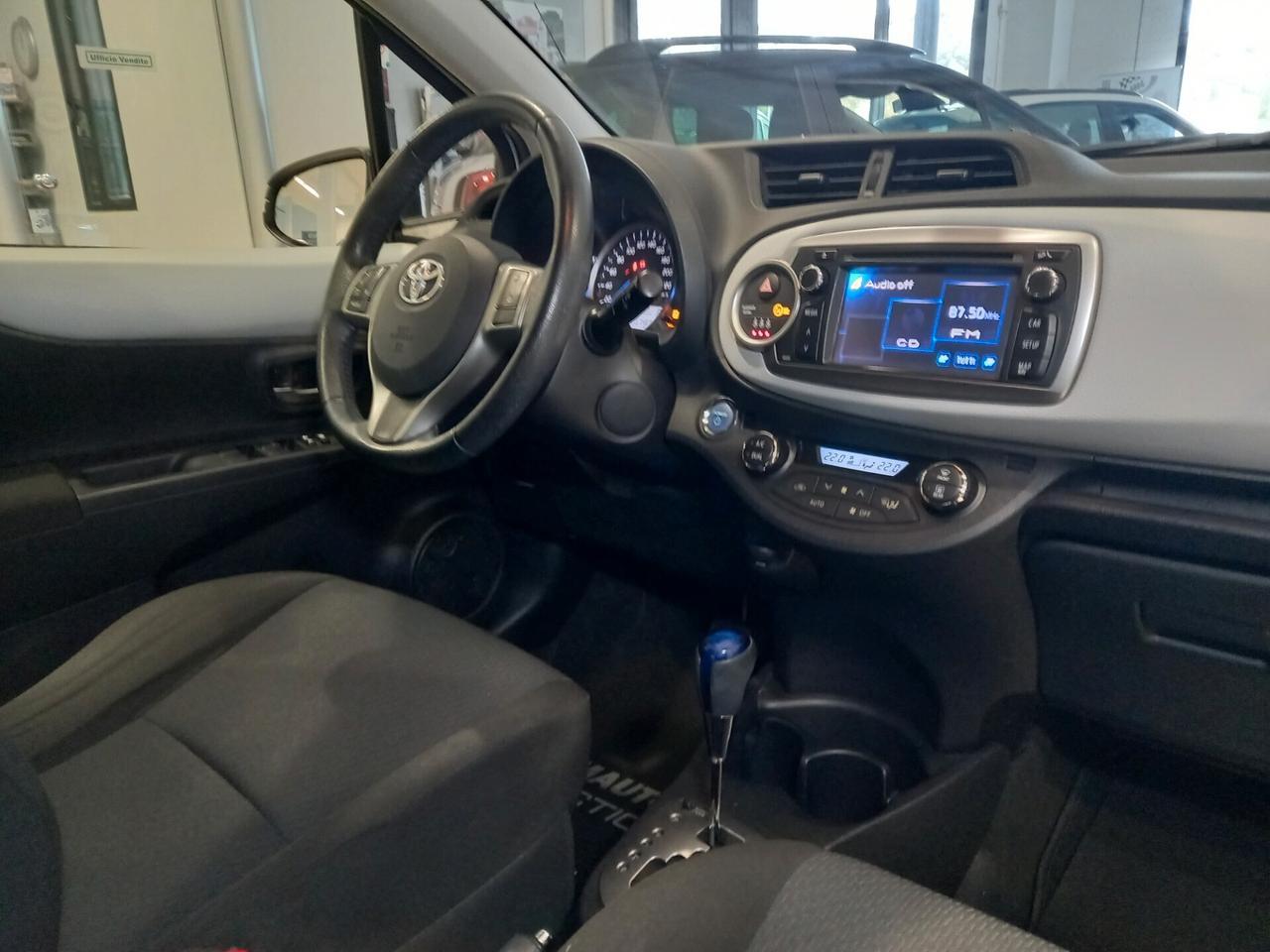 Toyota Yaris 1.5 Hybrid 5 porte Lounge